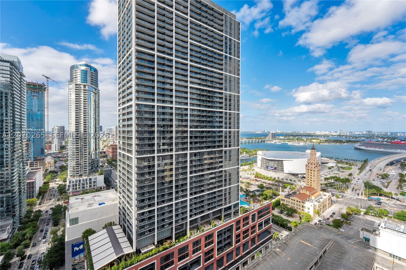121 NE 5th St 3309