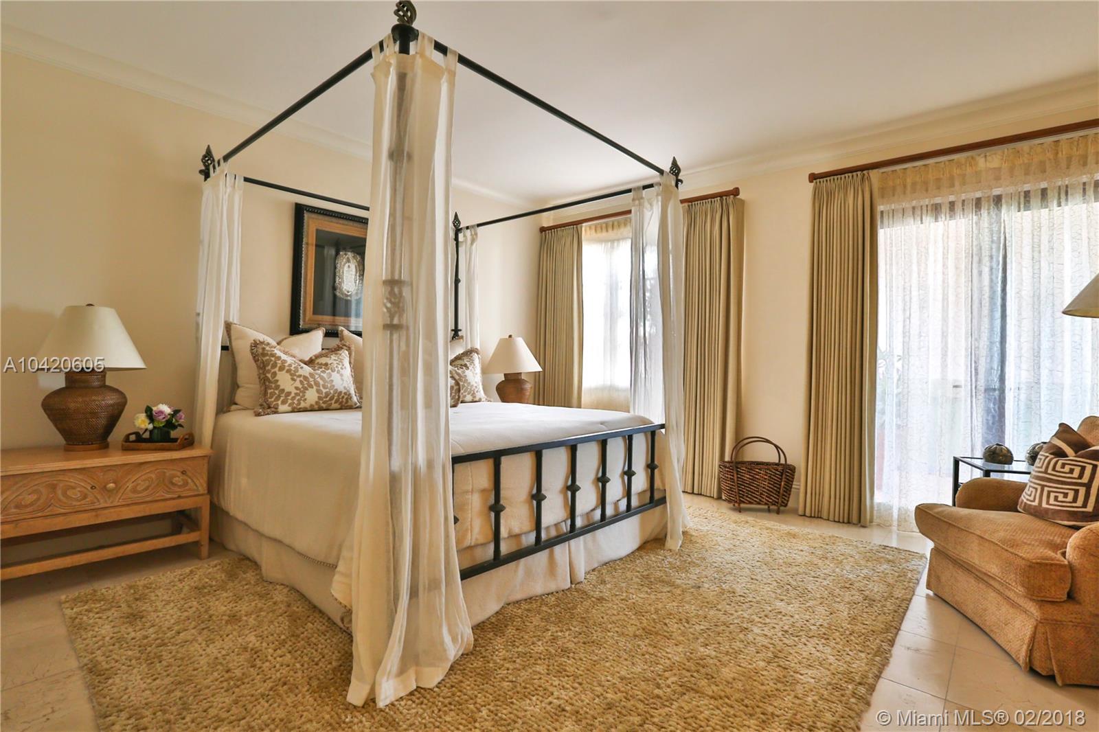 OCEANSIDE FISHER ISL COND - Residential