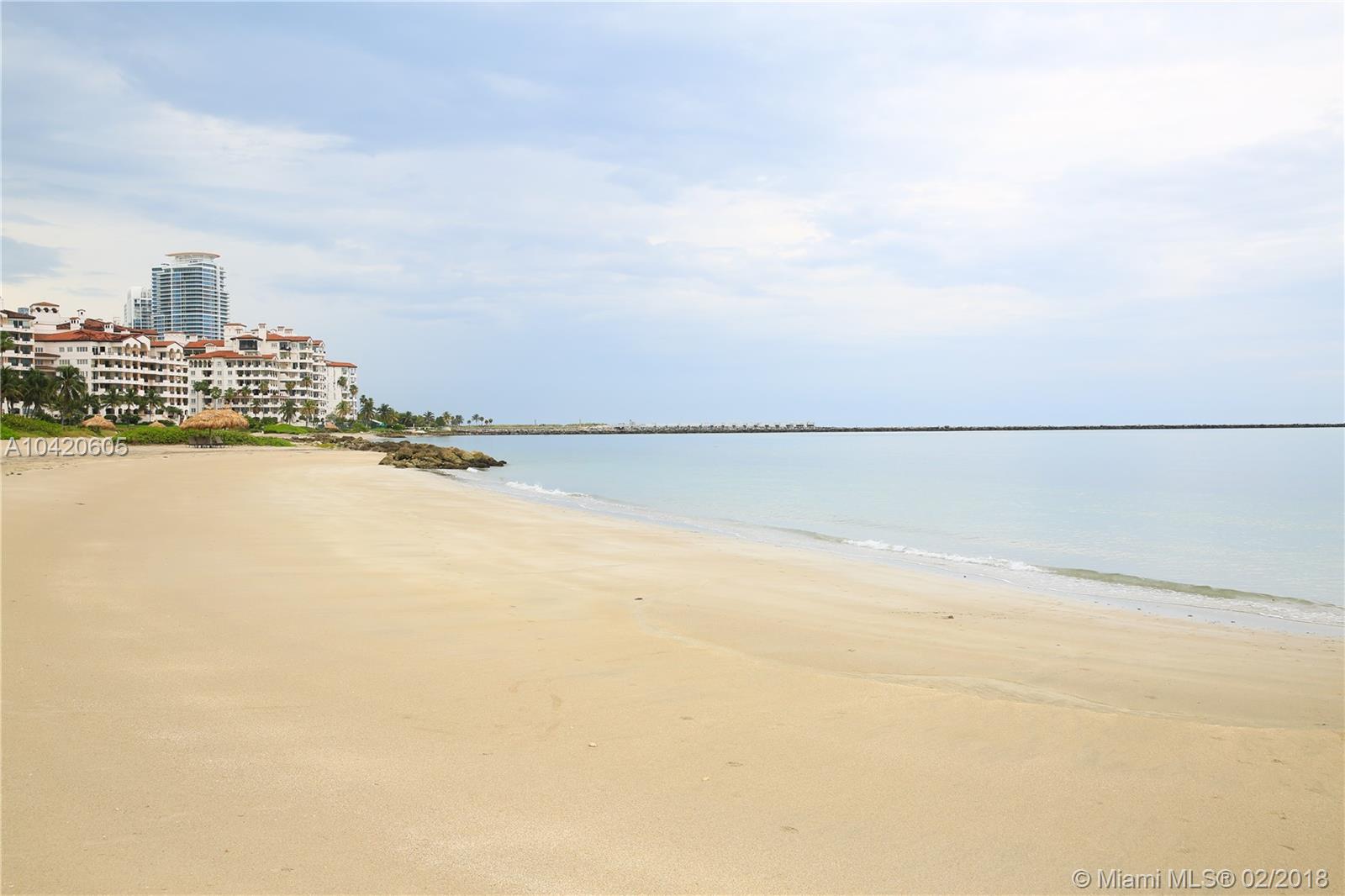 OCEANSIDE FISHER ISL COND - Residential