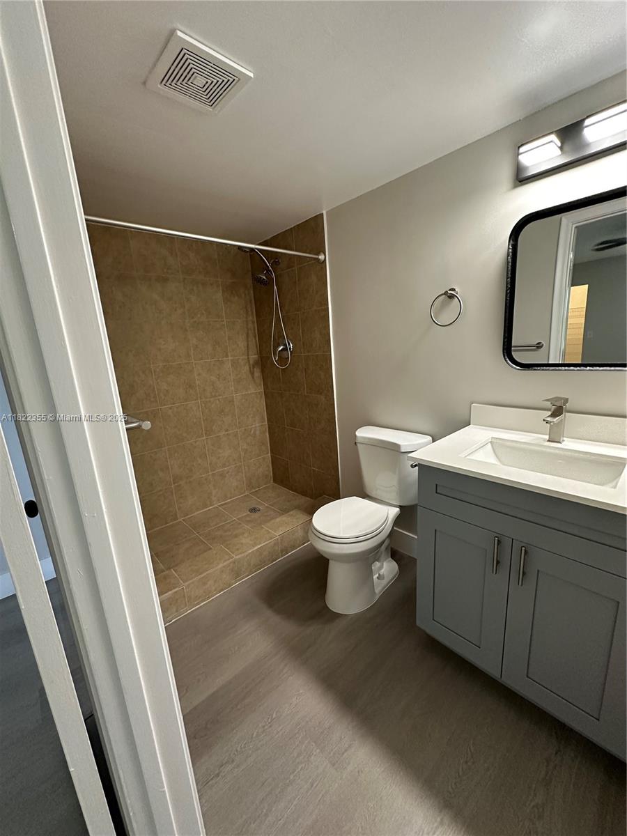 101 SW 132nd Way 302J