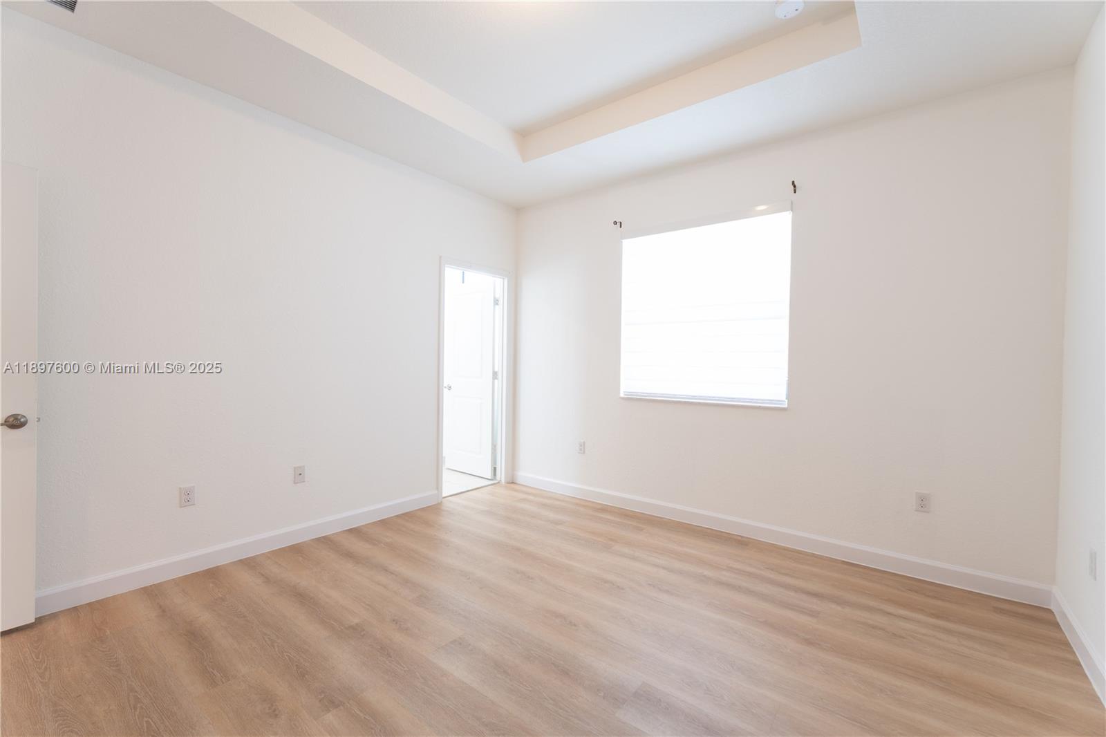 S ALLAPATTAH GARDENS - Residential