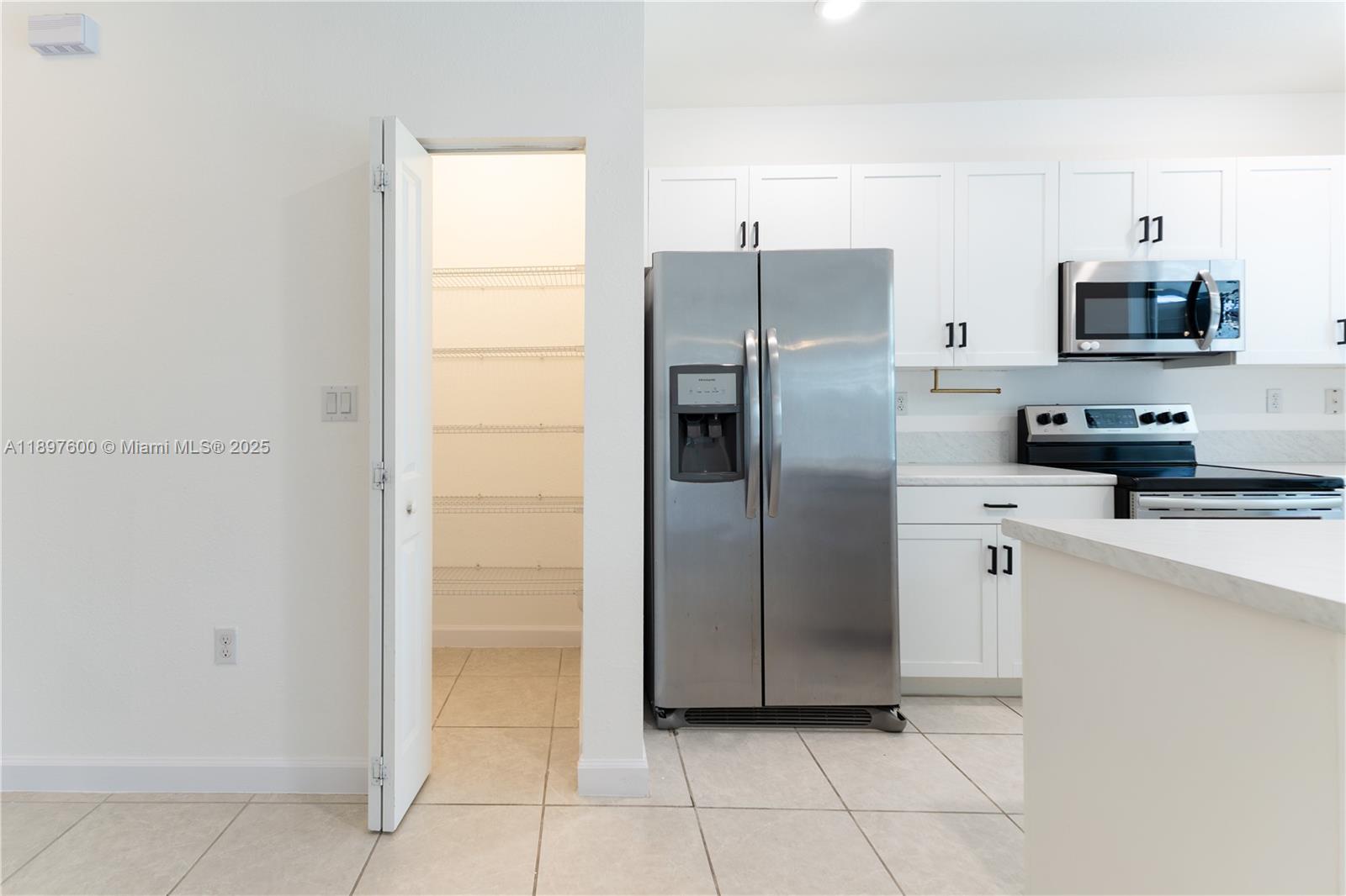 S ALLAPATTAH GARDENS - Residential
