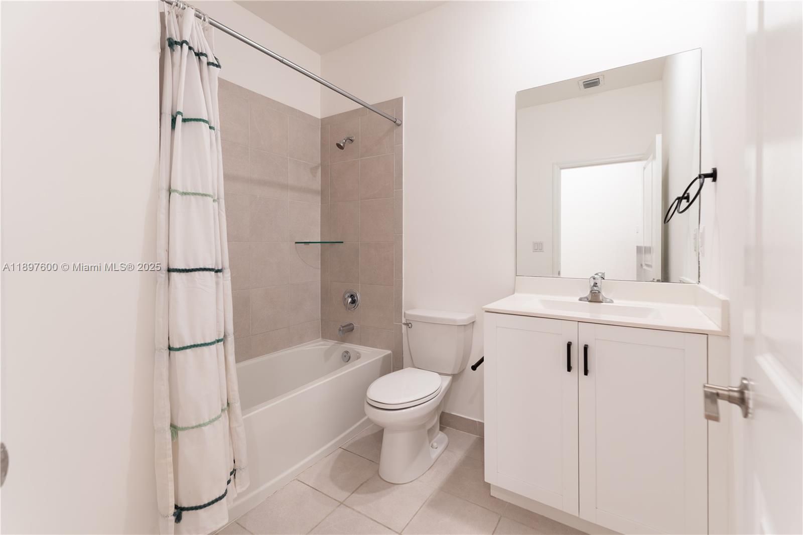S ALLAPATTAH GARDENS - Residential