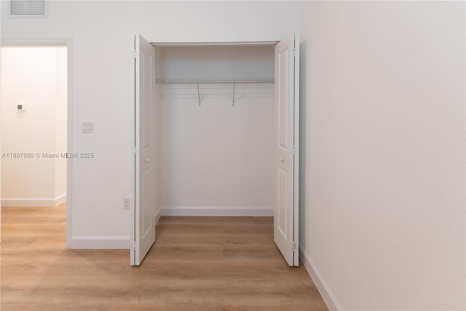 S ALLAPATTAH GARDENS - Residential