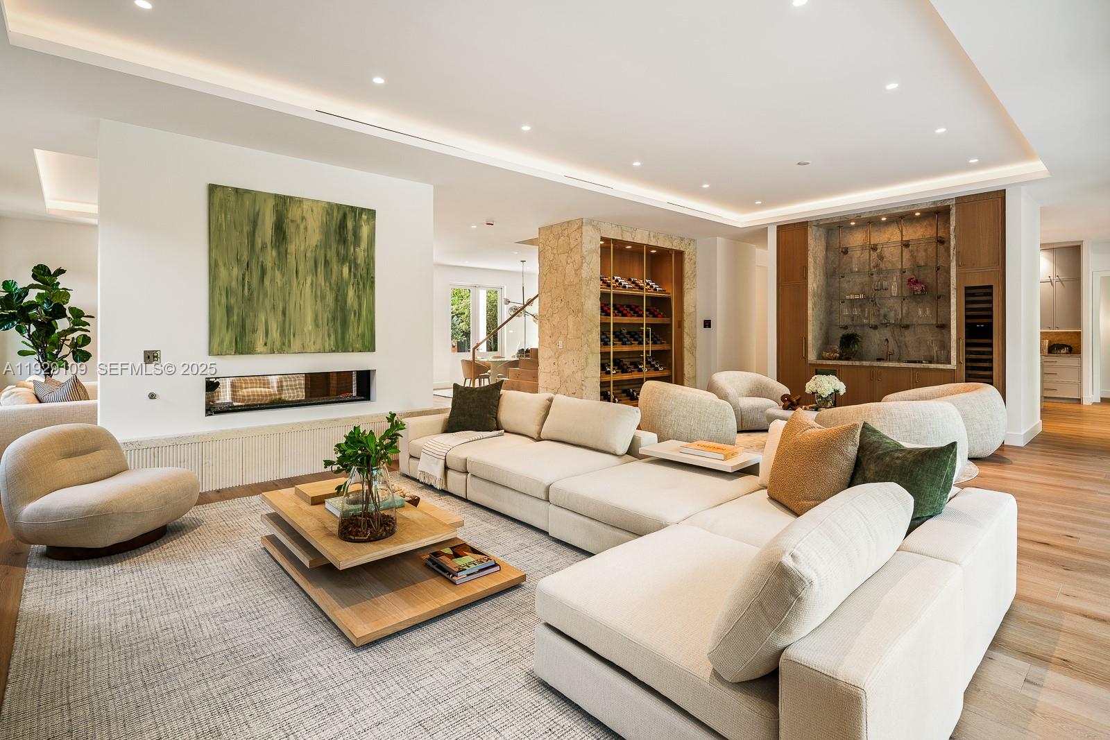 SNAPPER CREEK GROVES - Residential