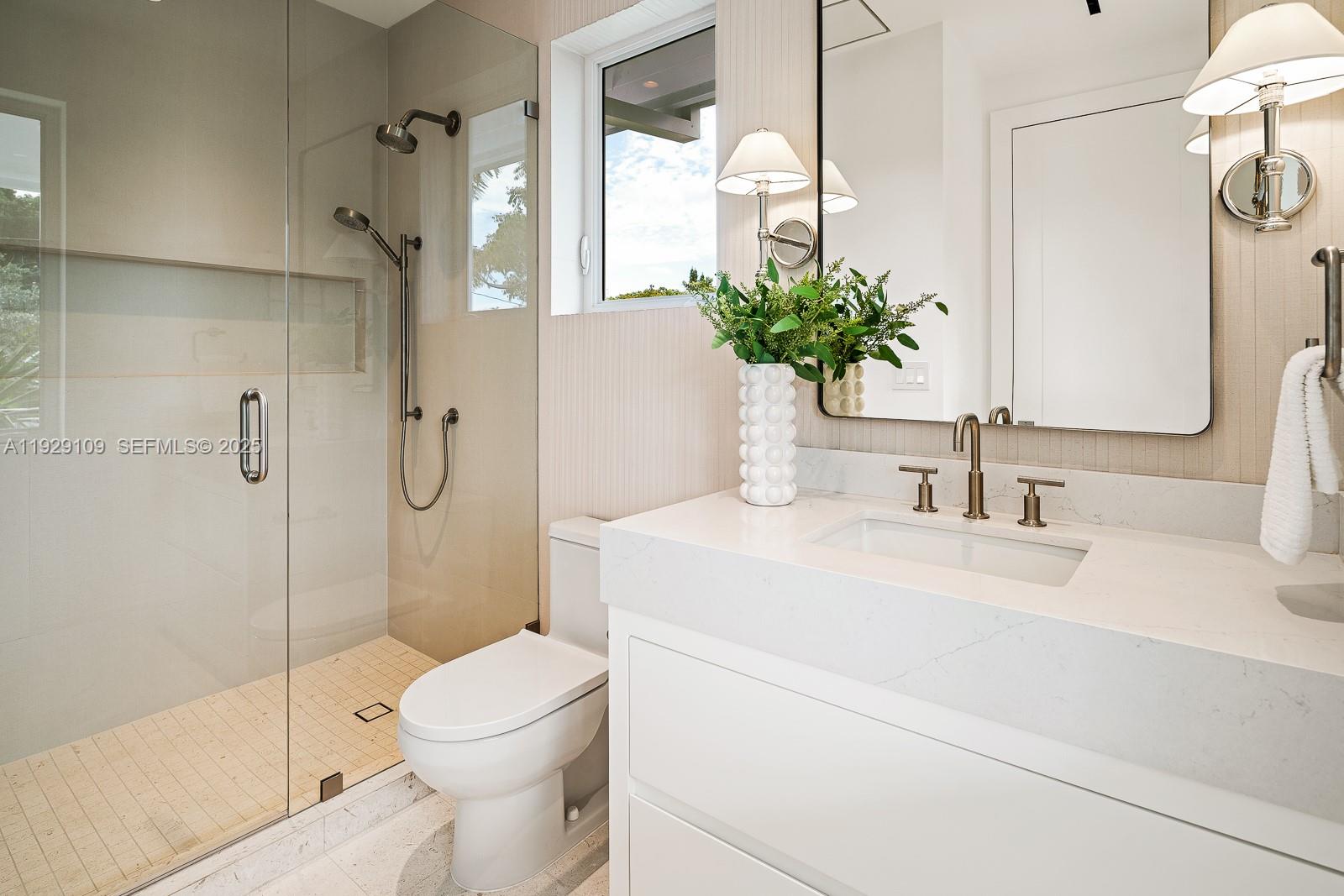 SNAPPER CREEK GROVES - Residential