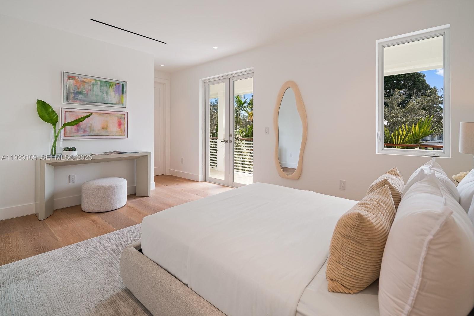 SNAPPER CREEK GROVES - Residential