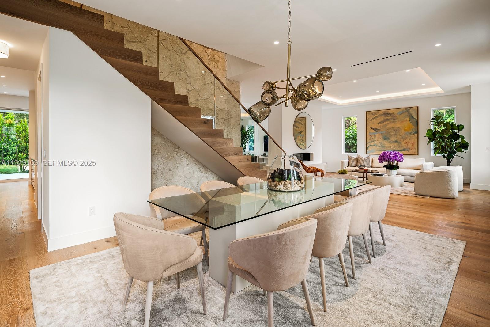 SNAPPER CREEK GROVES - Residential