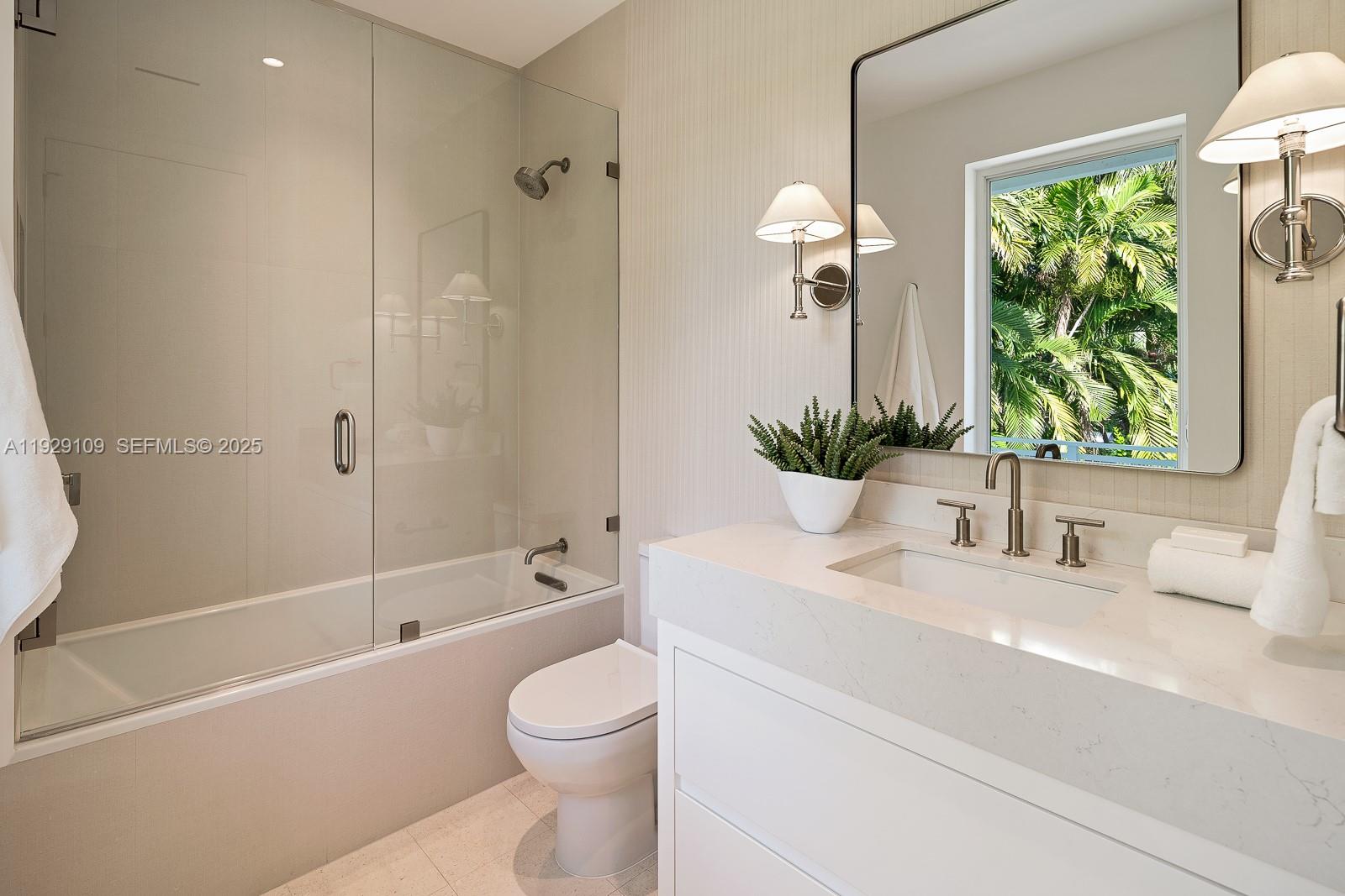 SNAPPER CREEK GROVES - Residential