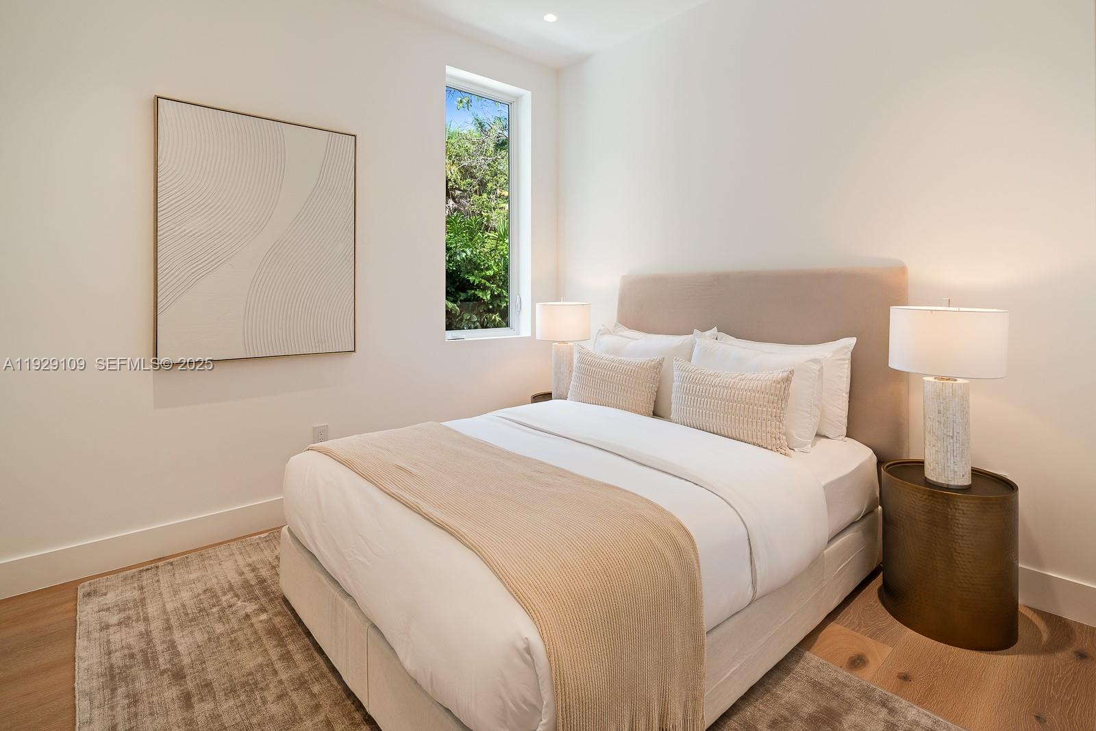 SNAPPER CREEK GROVES - Residential