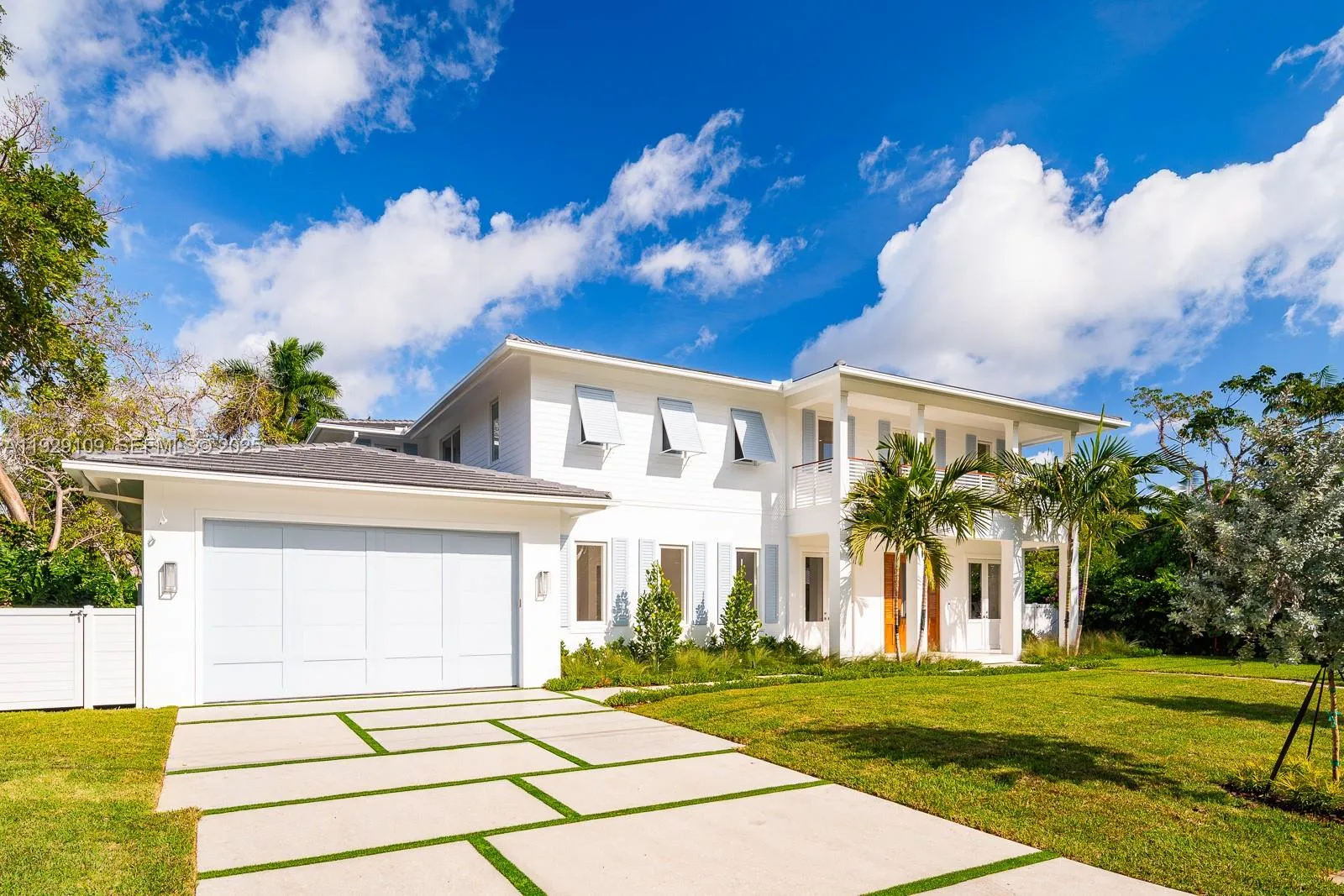 South Miami, Florida 33143, United States, 6 Bedrooms Bedrooms, ,7 BathroomsBathrooms,Residential,Active,254448