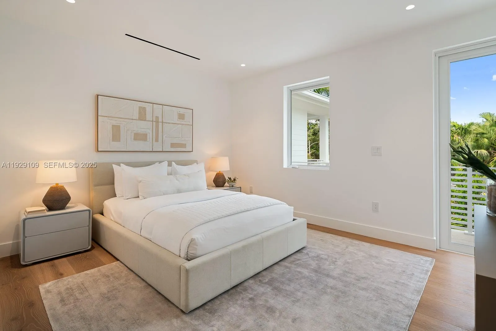 South Miami, Florida 33143, United States, 6 Bedrooms Bedrooms, ,7 BathroomsBathrooms,Residential,Active,254448