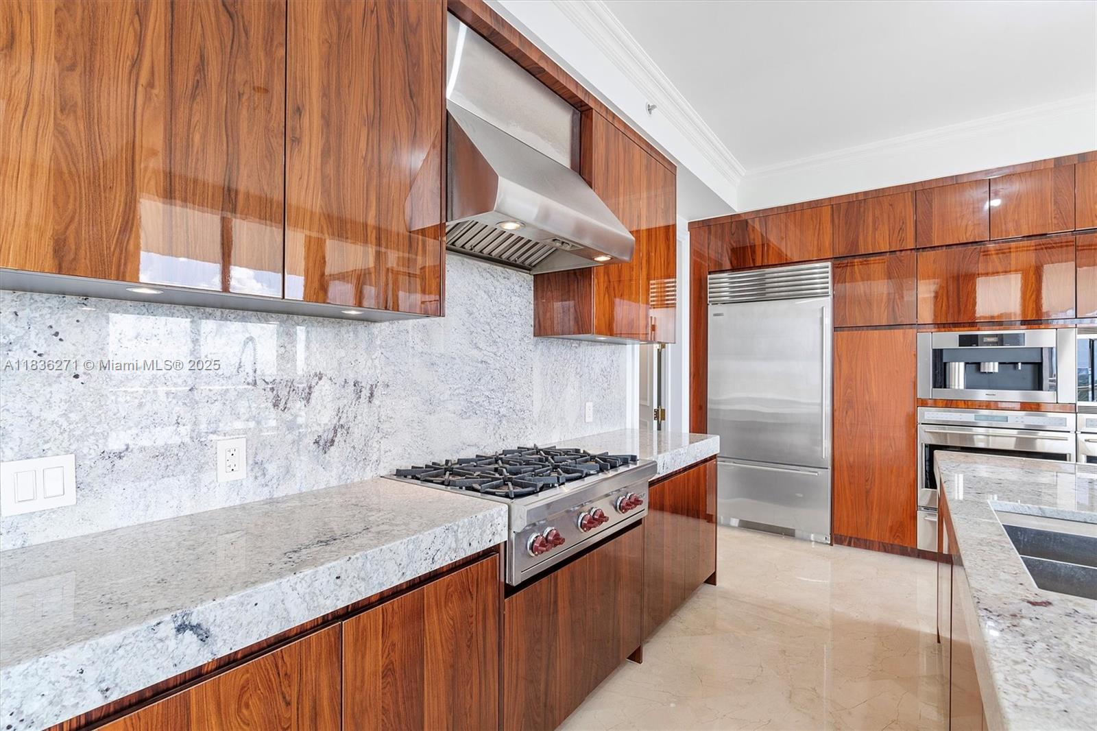 BAL HARBOUR NORTH SOUTH C - Residential