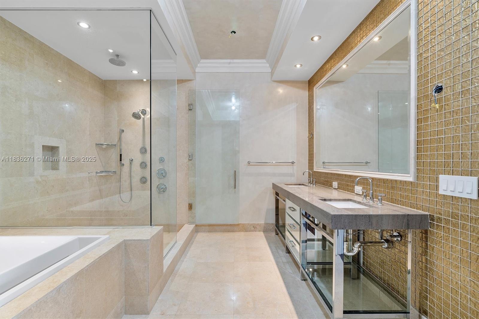 BAL HARBOUR NORTH SOUTH C - Residential