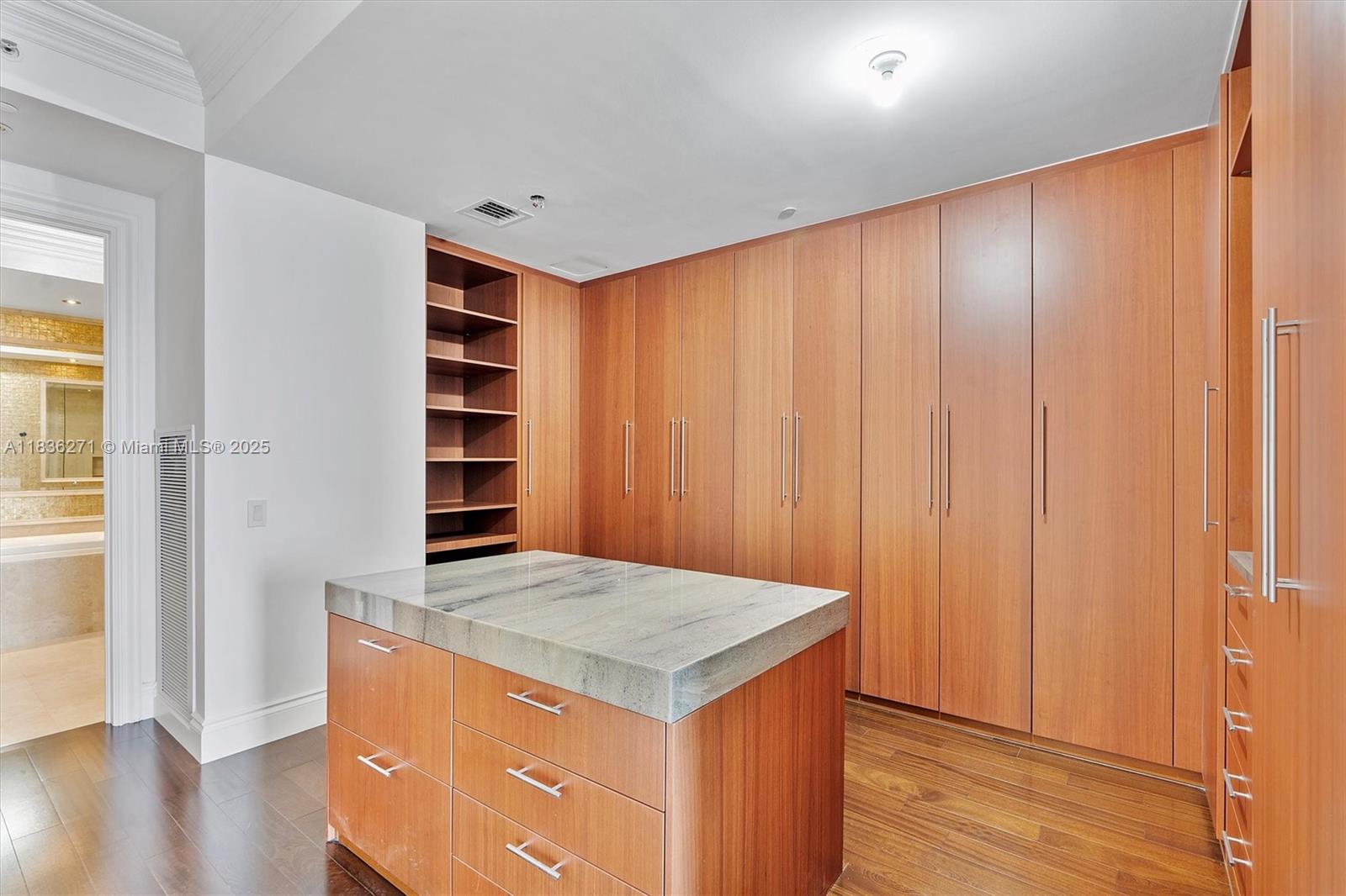 BAL HARBOUR NORTH SOUTH C - Residential