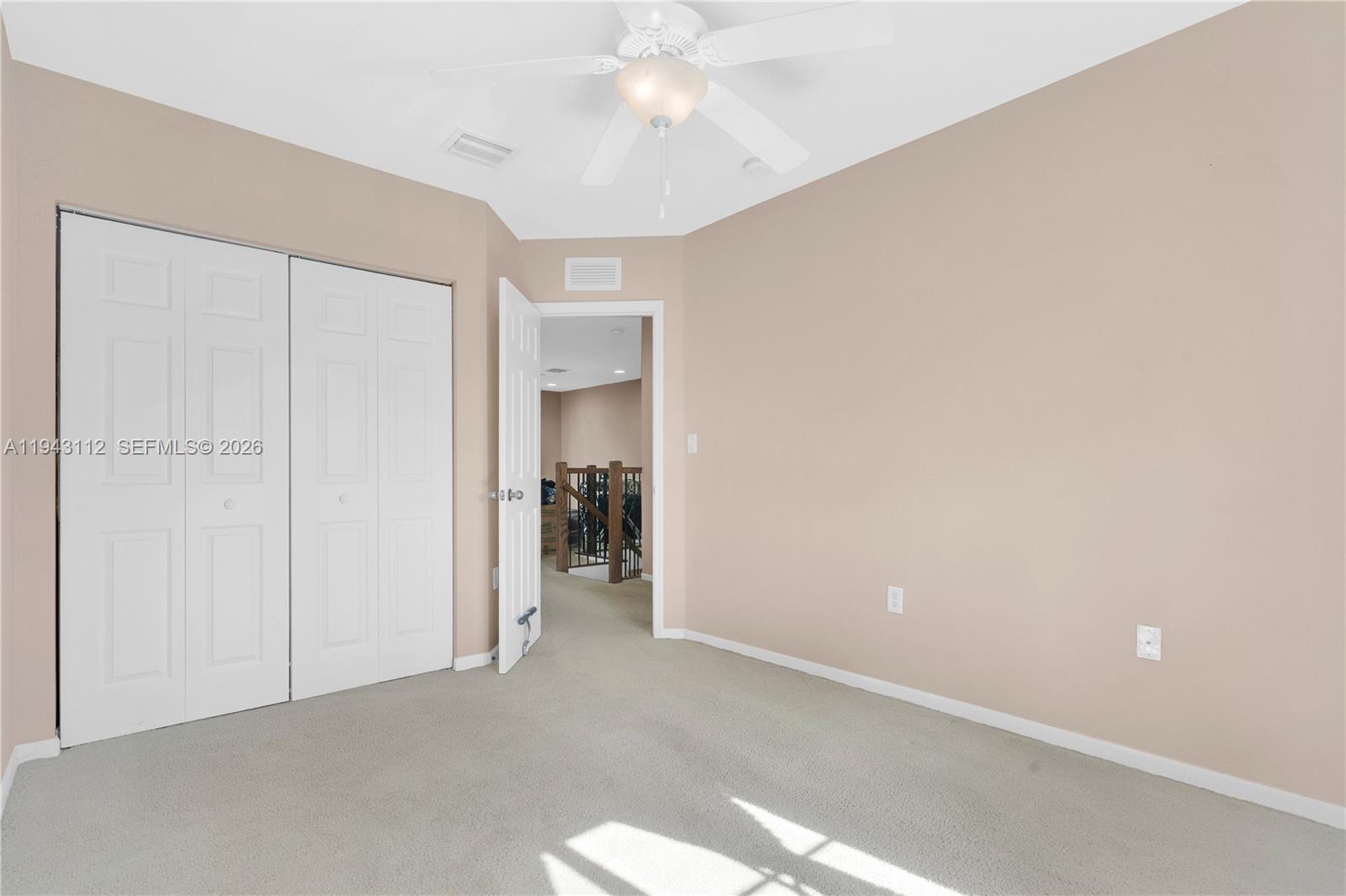 MANDARIN LAKES - Residential