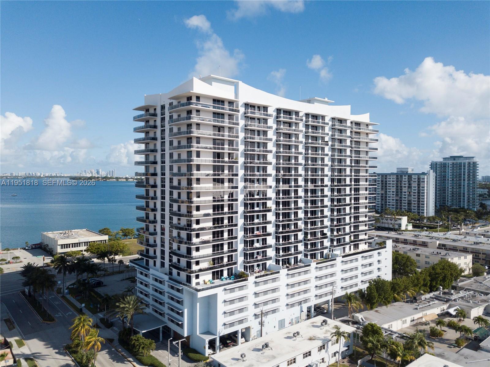 THE LEXI CONDO - Residential