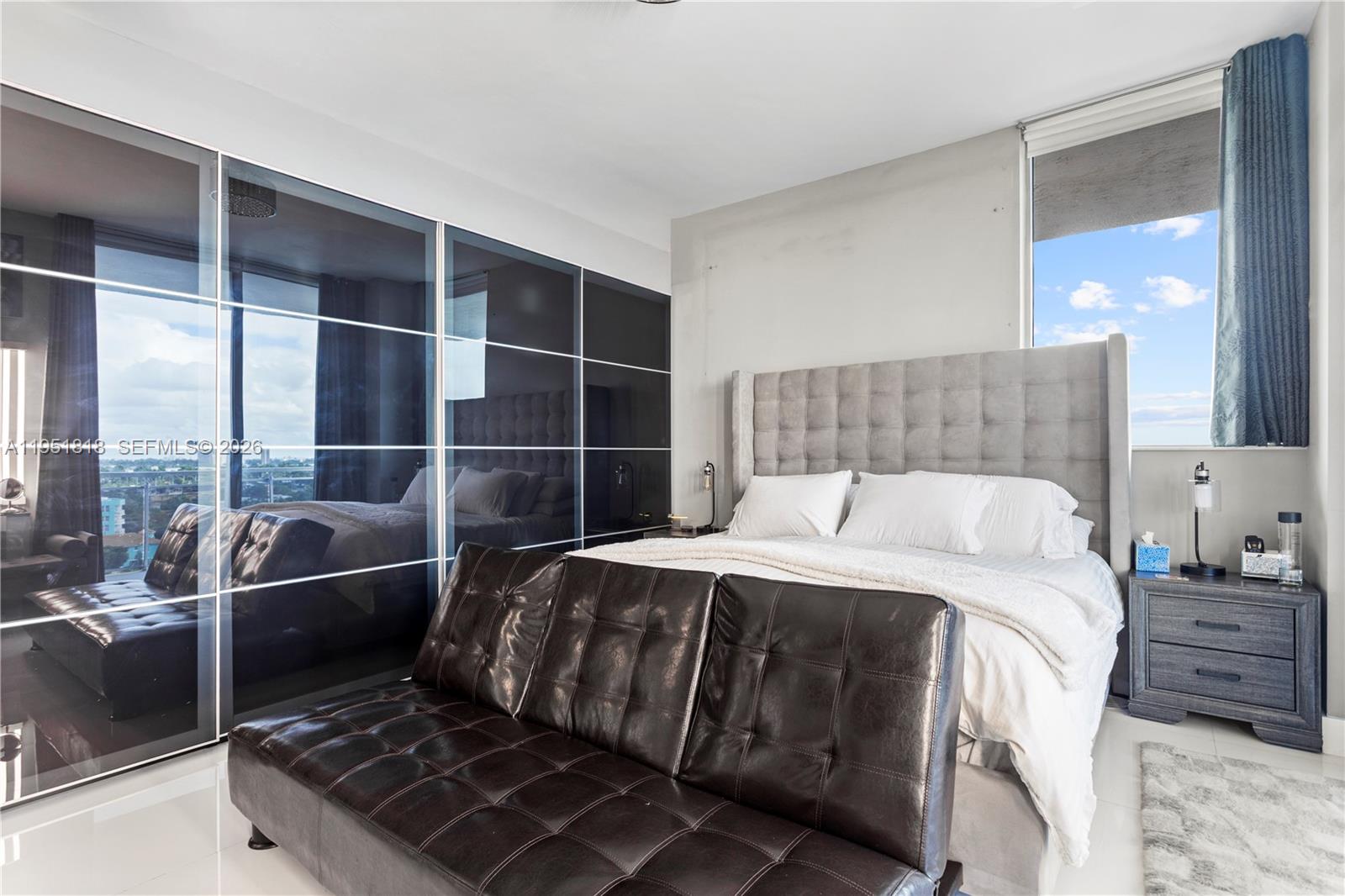 THE LEXI CONDO - Residential