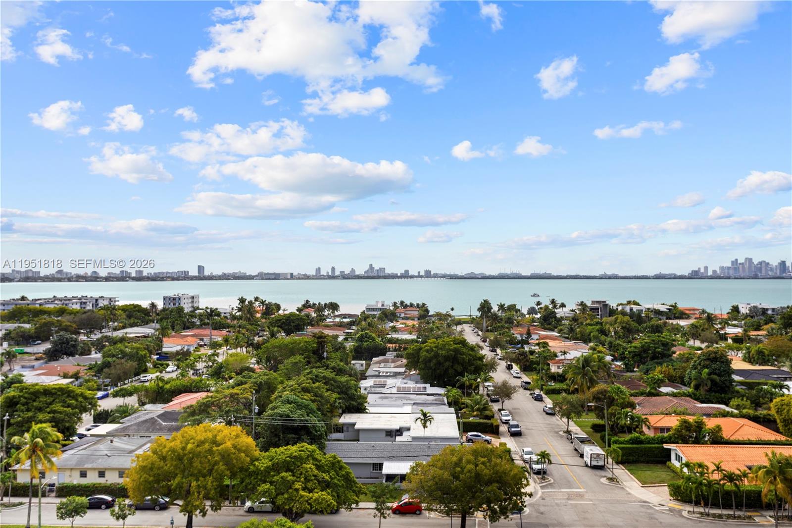 THE LEXI CONDO - Residential