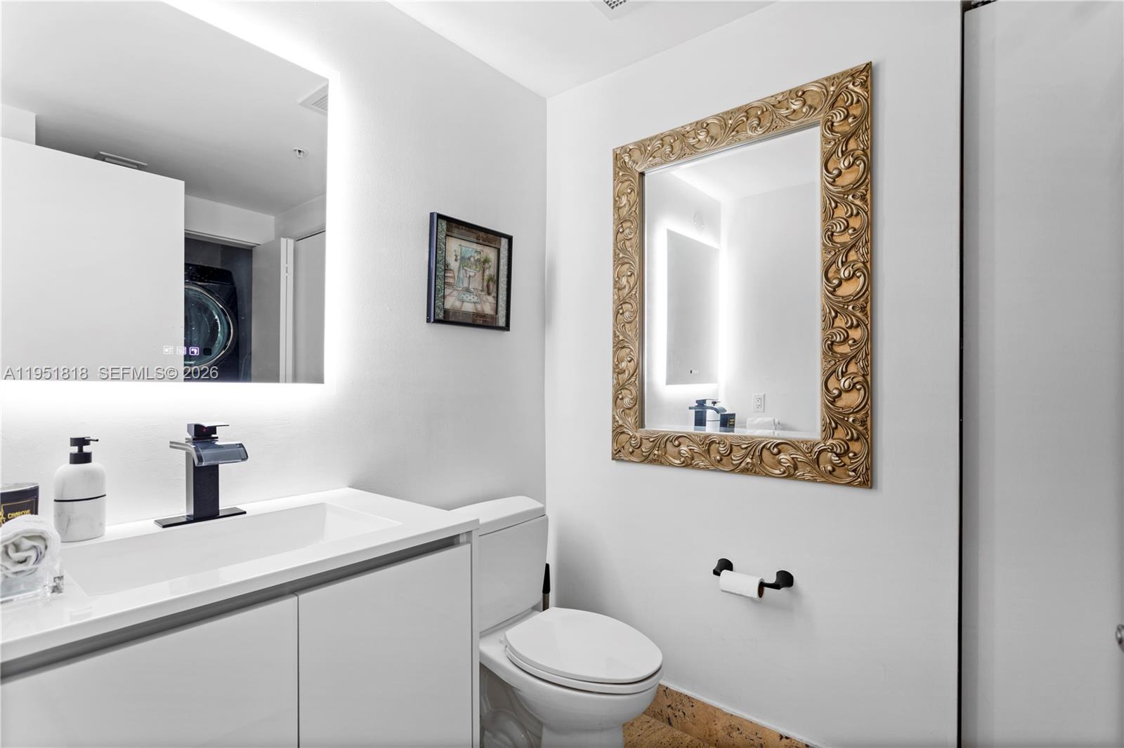 THE LEXI CONDO - Residential