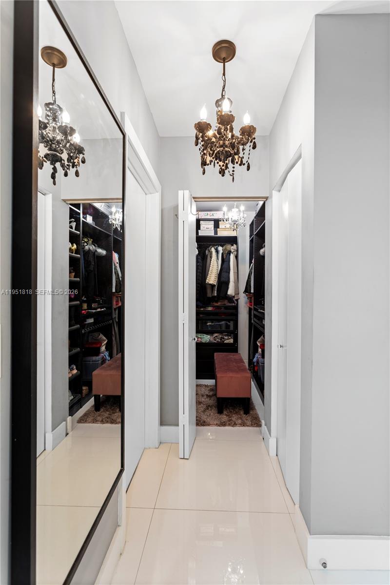 THE LEXI CONDO - Residential