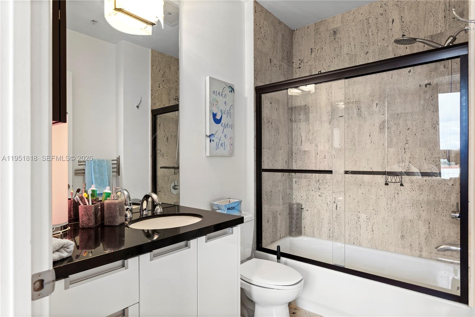 THE LEXI CONDO - Residential