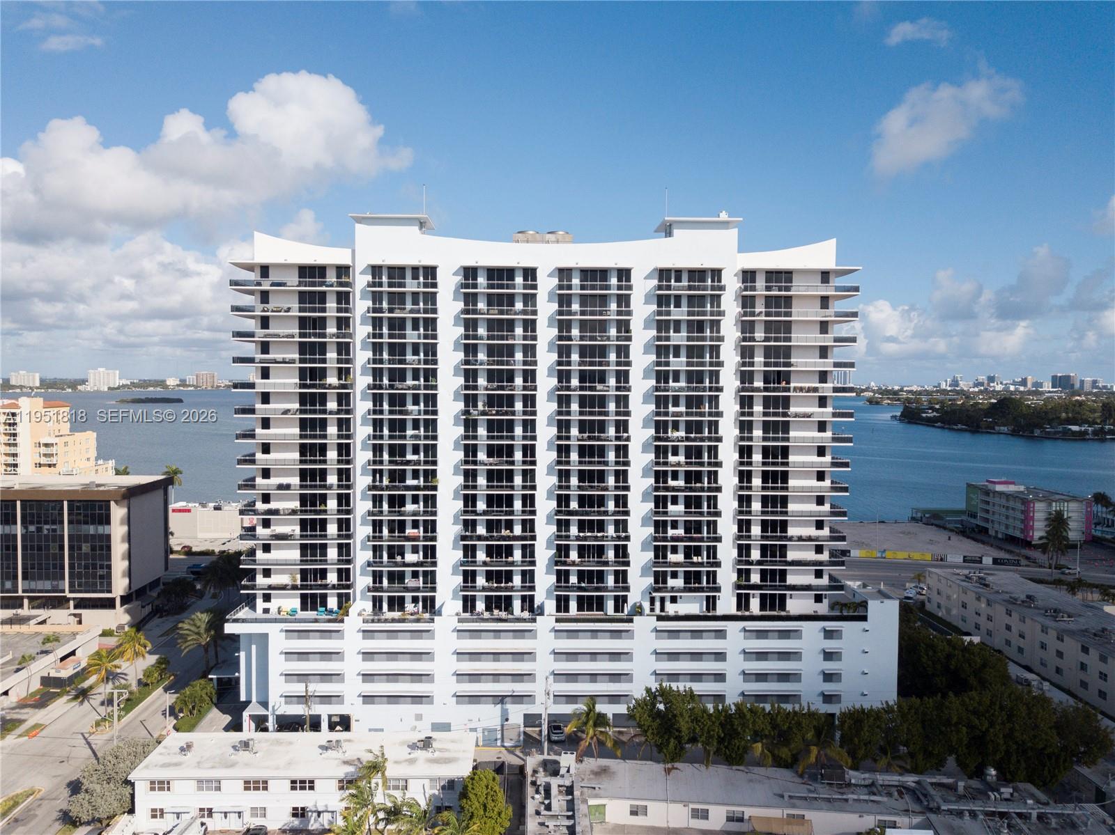 THE LEXI CONDO - Residential