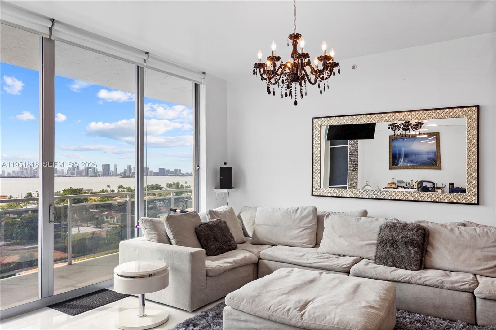 THE LEXI CONDO - Residential