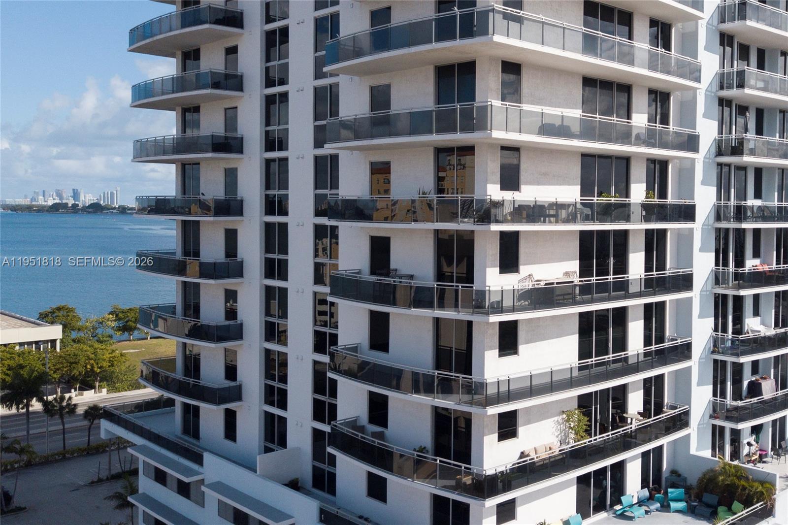 THE LEXI CONDO - Residential