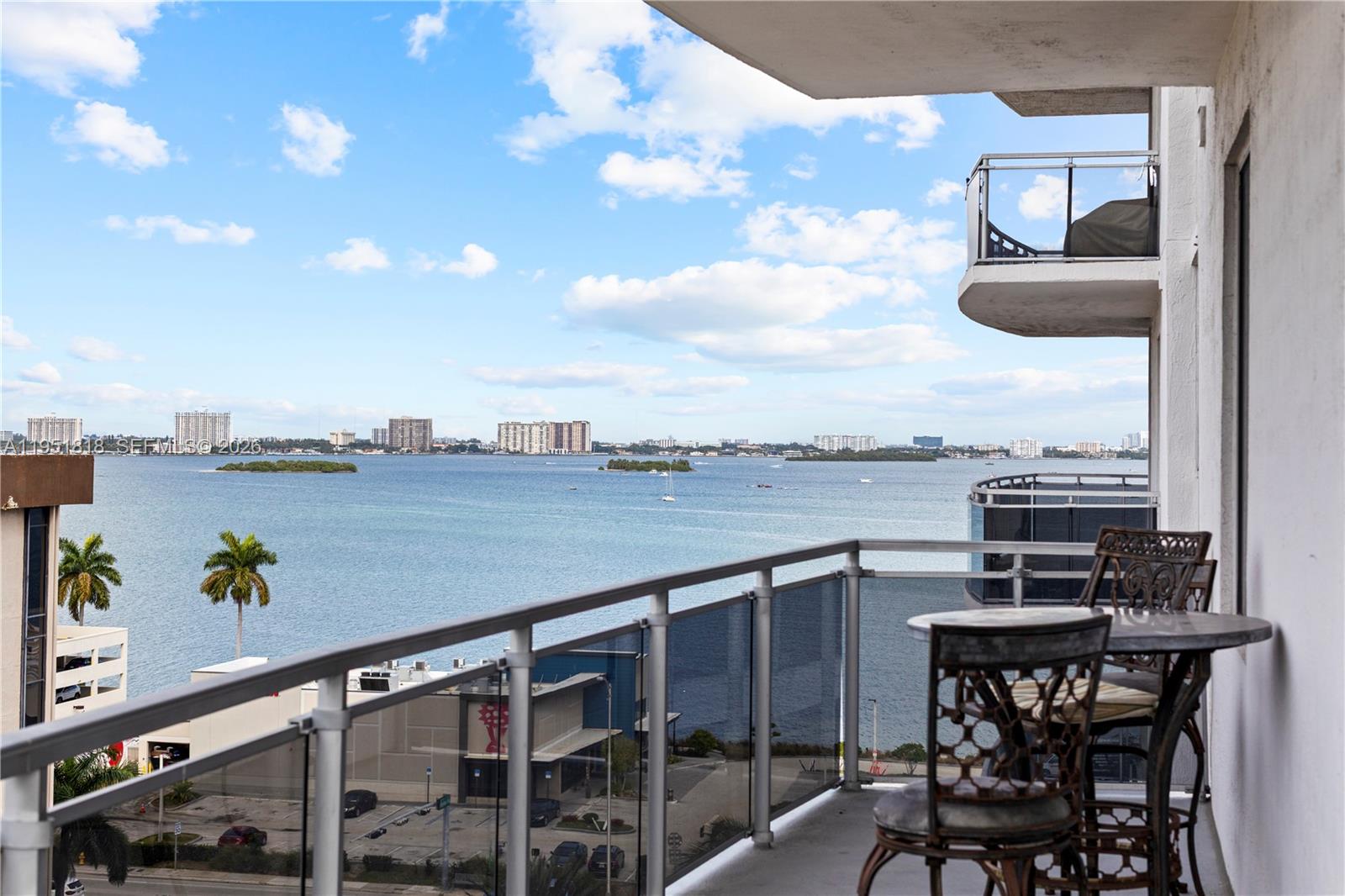 THE LEXI CONDO - Residential