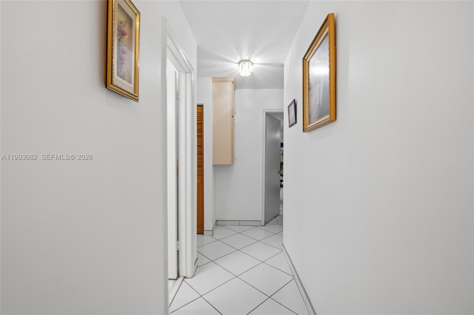 LINDGREN EAST - Residential