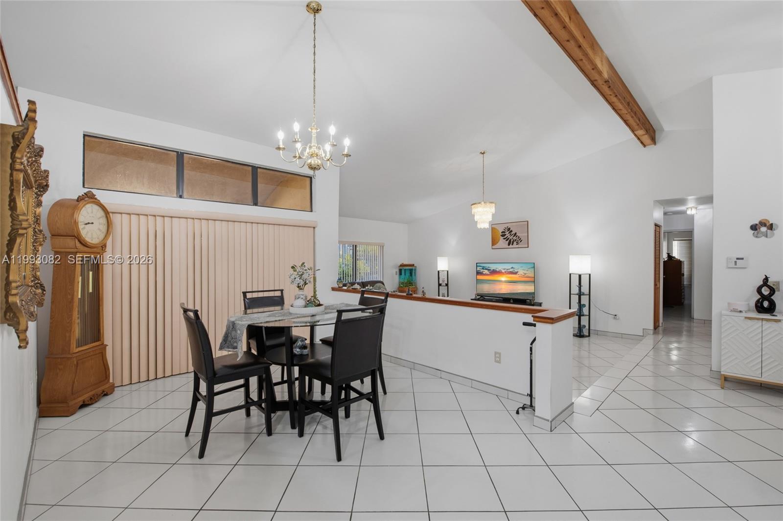 LINDGREN EAST - Residential