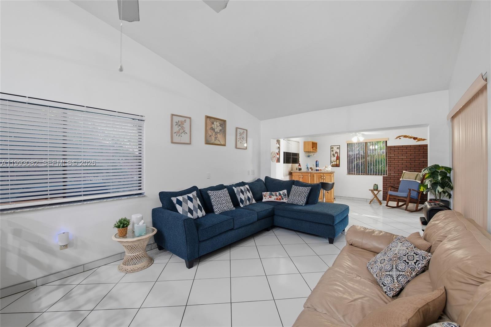 LINDGREN EAST - Residential