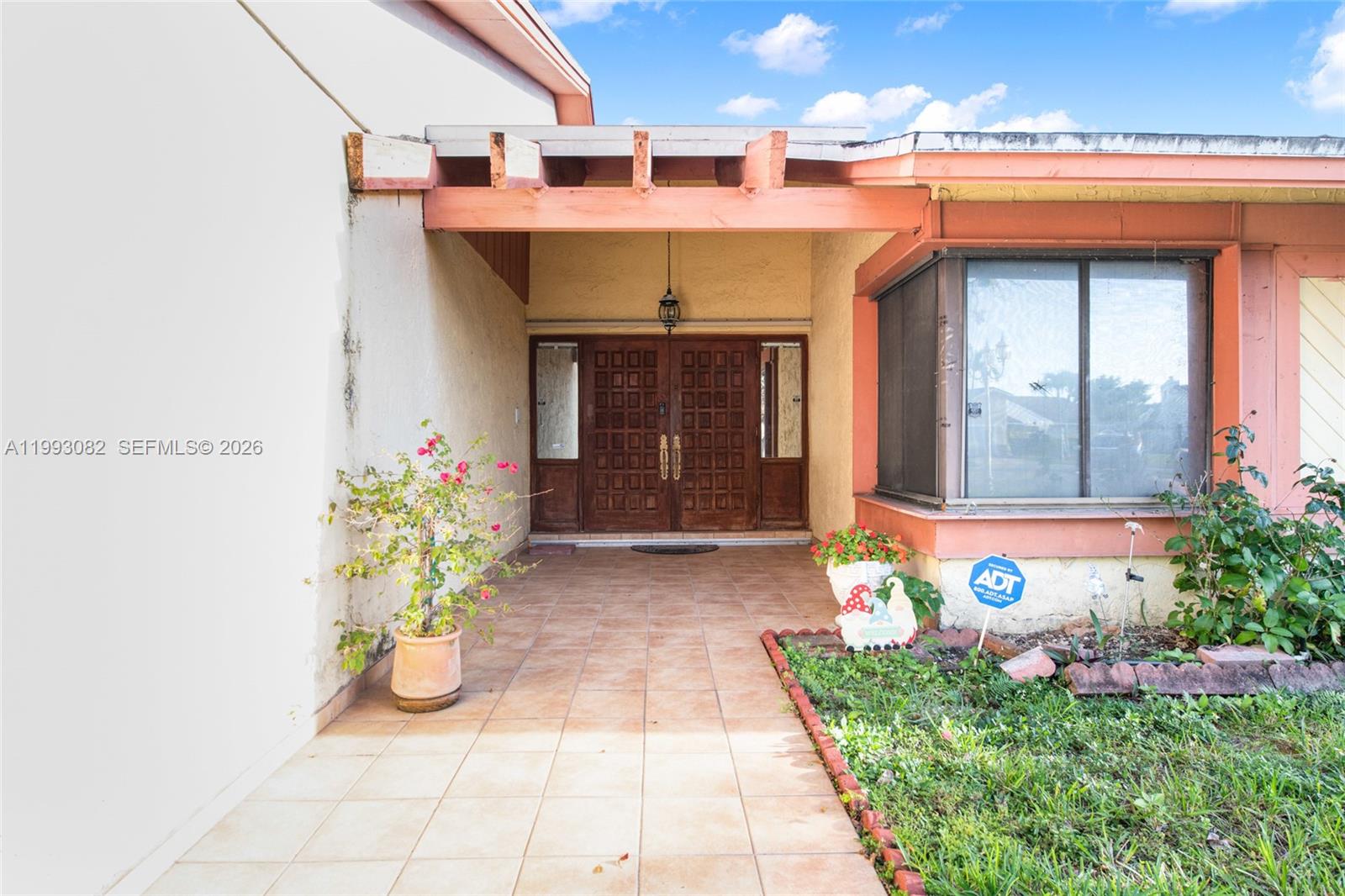 LINDGREN EAST - Residential