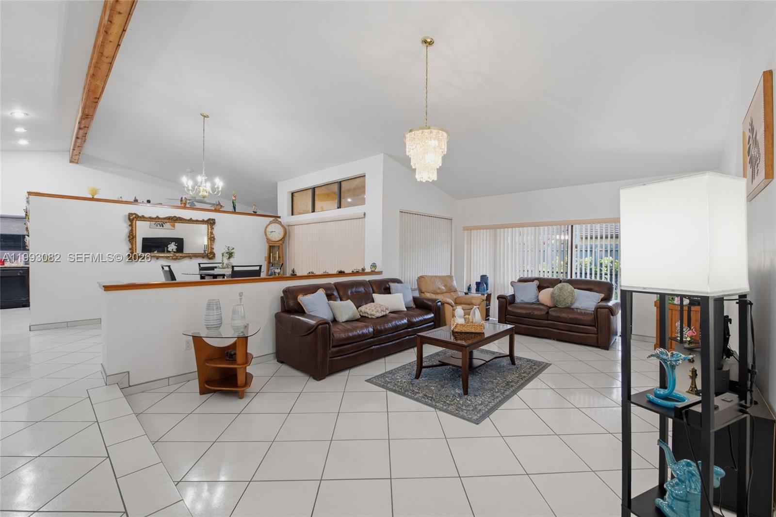 LINDGREN EAST - Residential