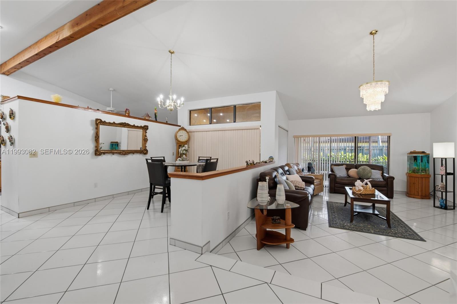 LINDGREN EAST - Residential