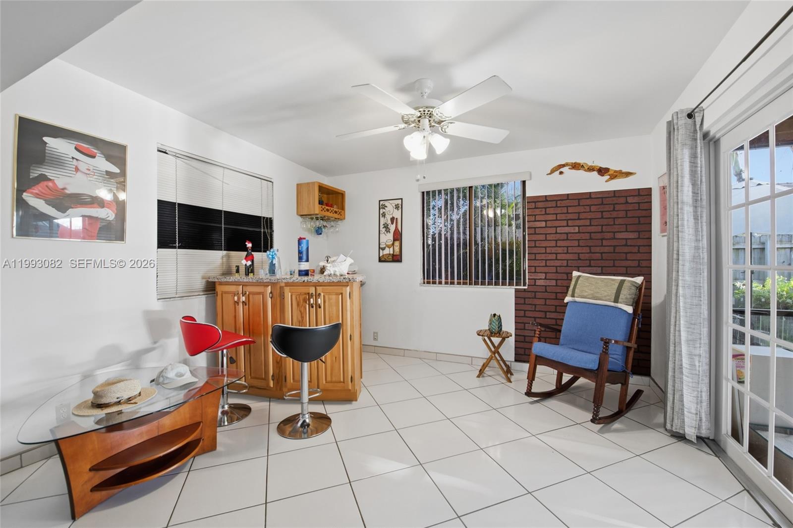 LINDGREN EAST - Residential