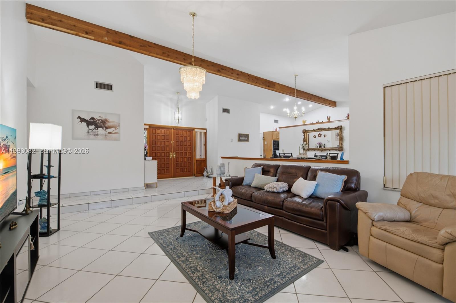 LINDGREN EAST - Residential