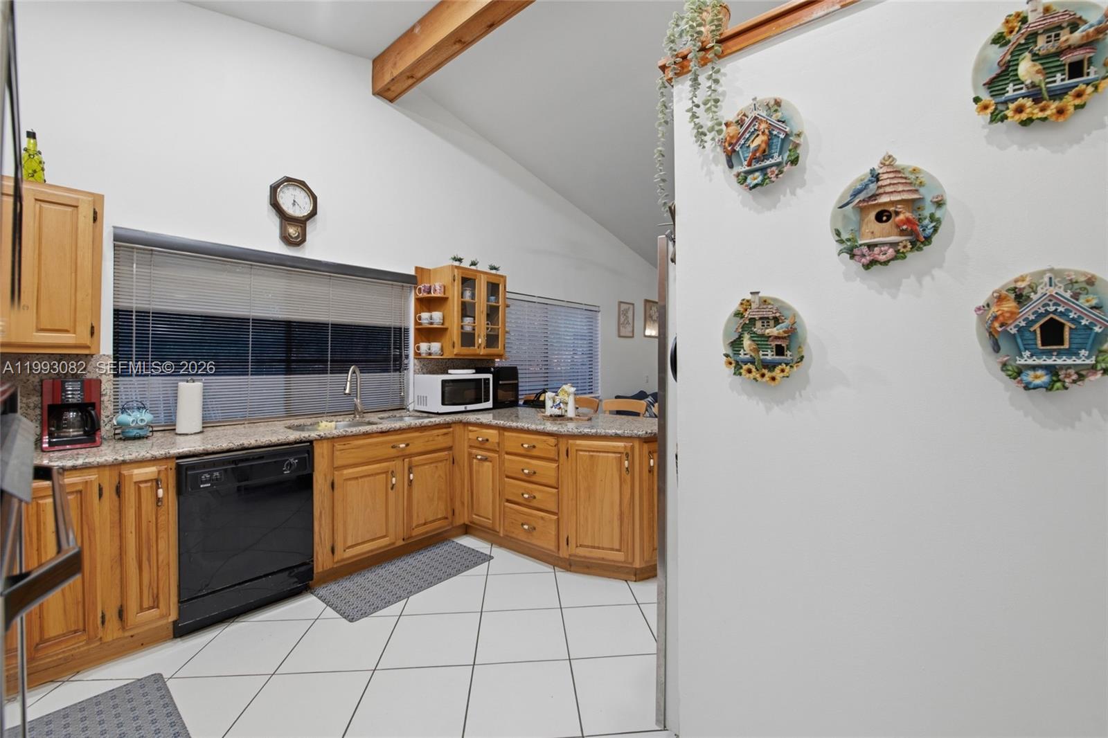 LINDGREN EAST - Residential