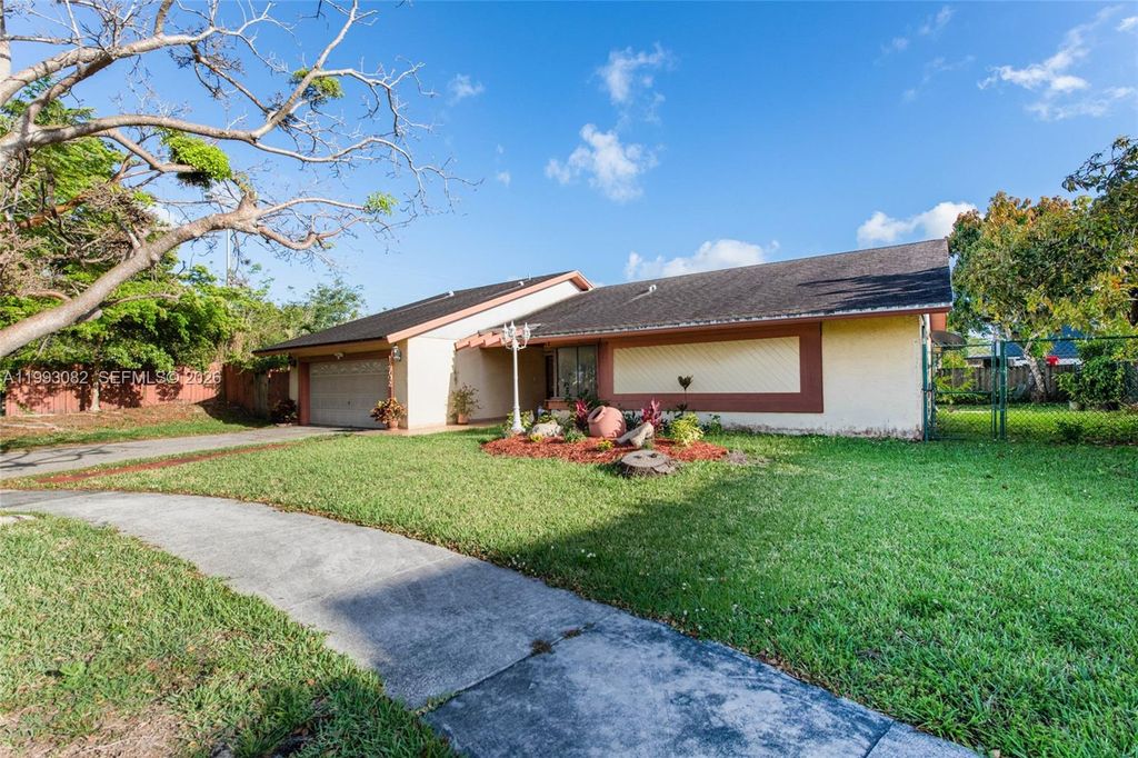 Photo of 12702 SW 113th Ln, Miami, FL 33186 (MLS # A11993082)