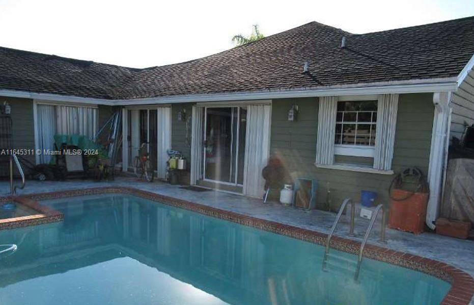 14035 SW 103rd Ter