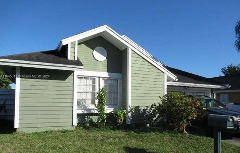 14035 SW 103rd Ter Miami FL 33186