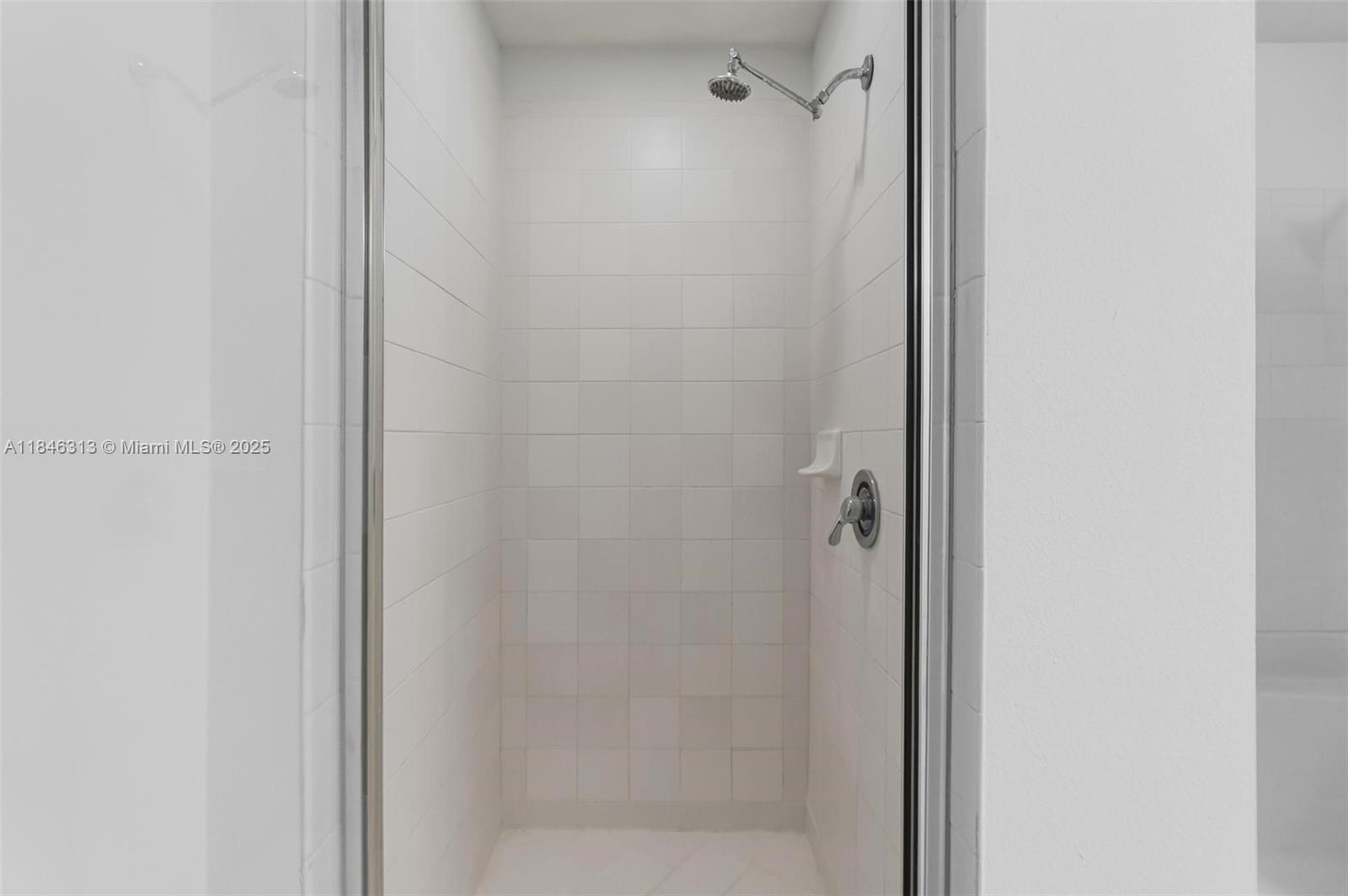 SOLE AT FORT LAUDERDALE C - Residential Lease