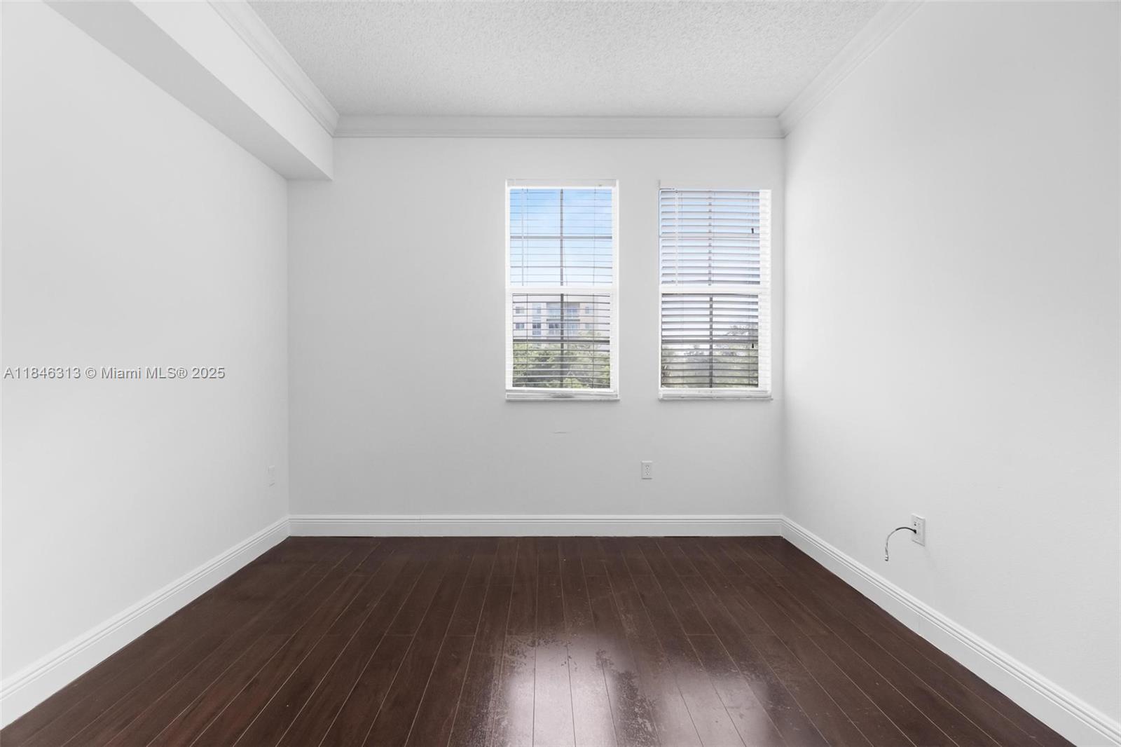 SOLE AT FORT LAUDERDALE C - Residential Lease