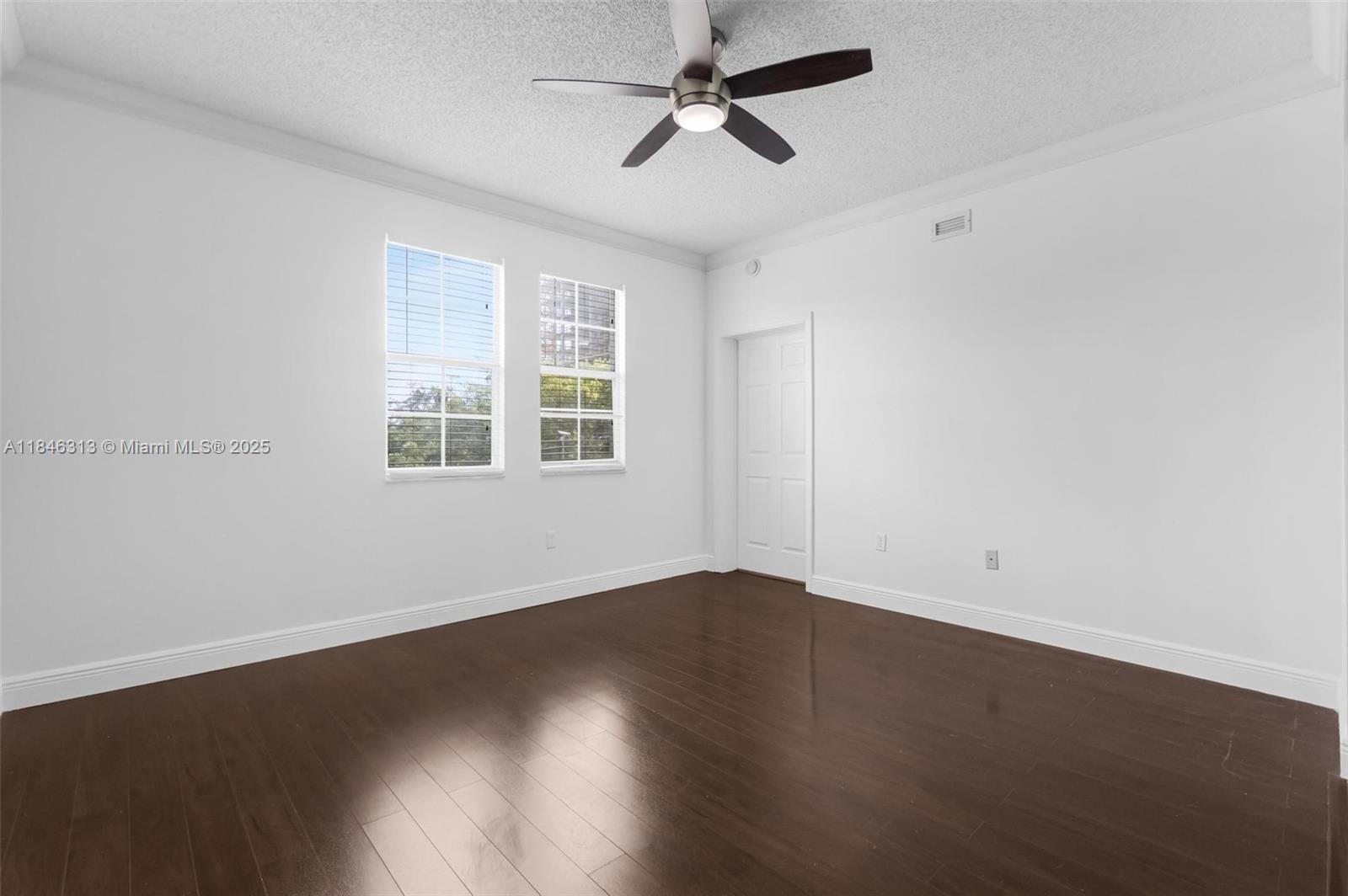 SOLE AT FORT LAUDERDALE C - Residential Lease