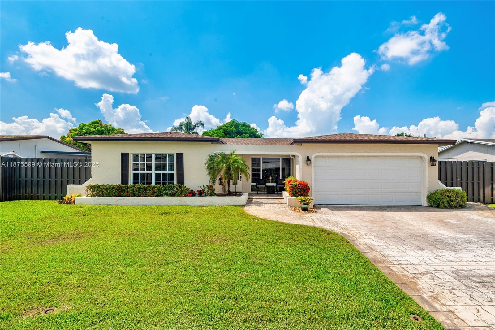 8850 NW 7th St