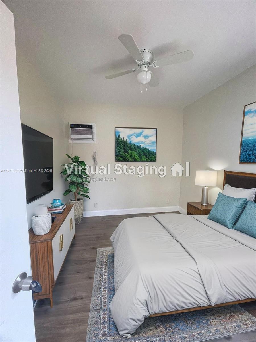 NORTH HOLLYWOOD - Residential Lease