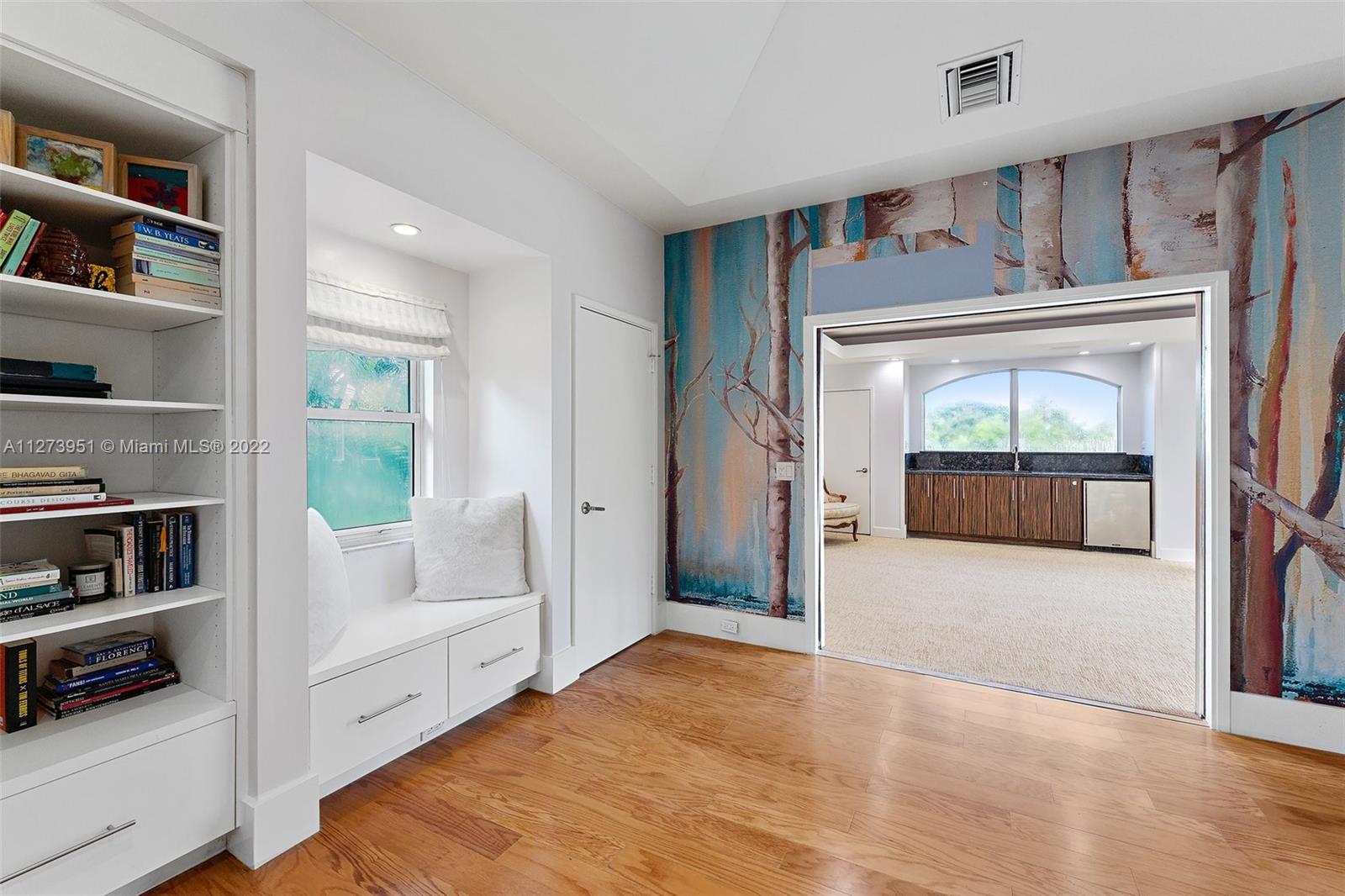 COVE POINT PLAT OF - Residential