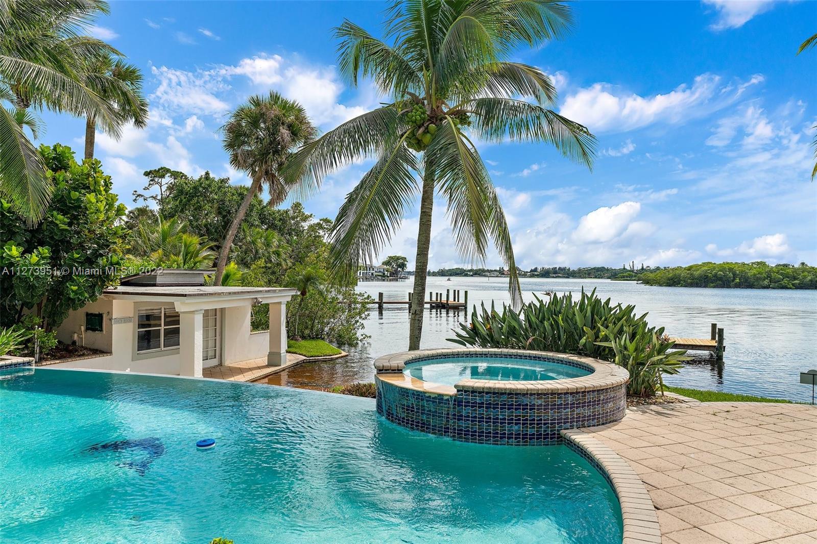 COVE POINT PLAT OF - Residential