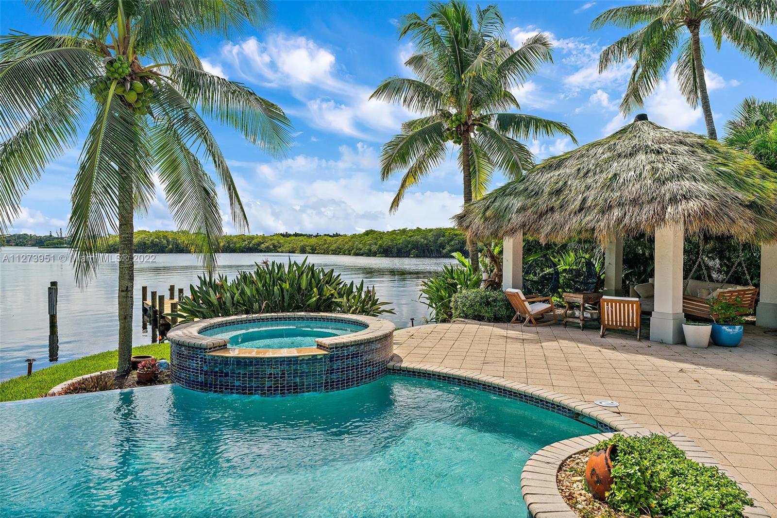 COVE POINT PLAT OF - Residential